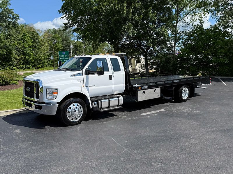 2025 Ford F750 (Key# 1963) 4